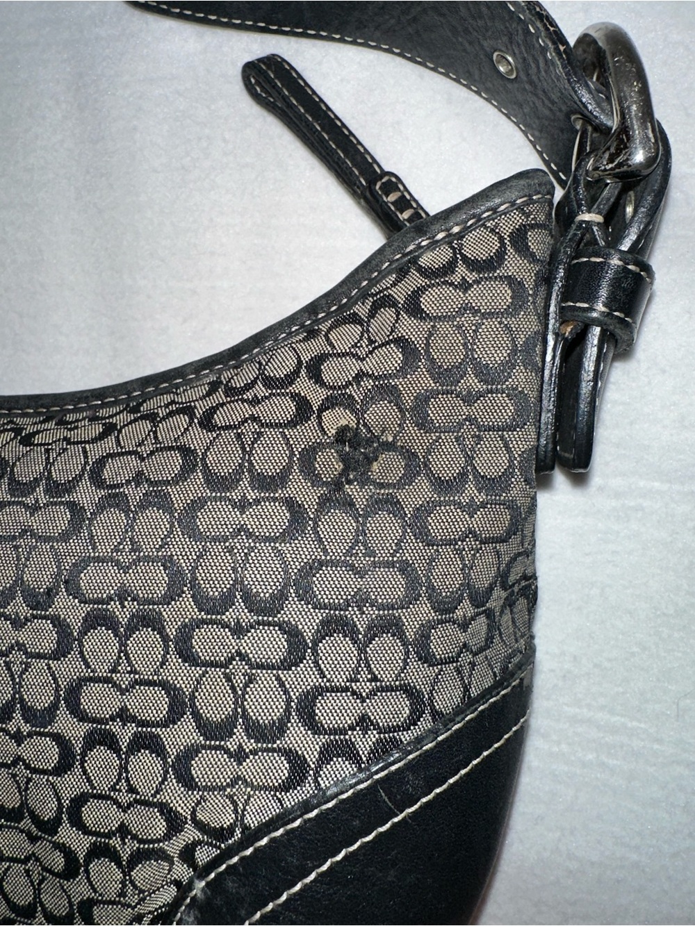 Vintage Y2K Coach Signature Soho
Mini Hobo Shoulder - Picture 5 of 13